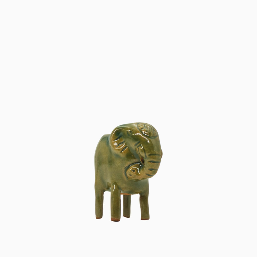 087100830-Elephant-Toothpick-Holder-angled